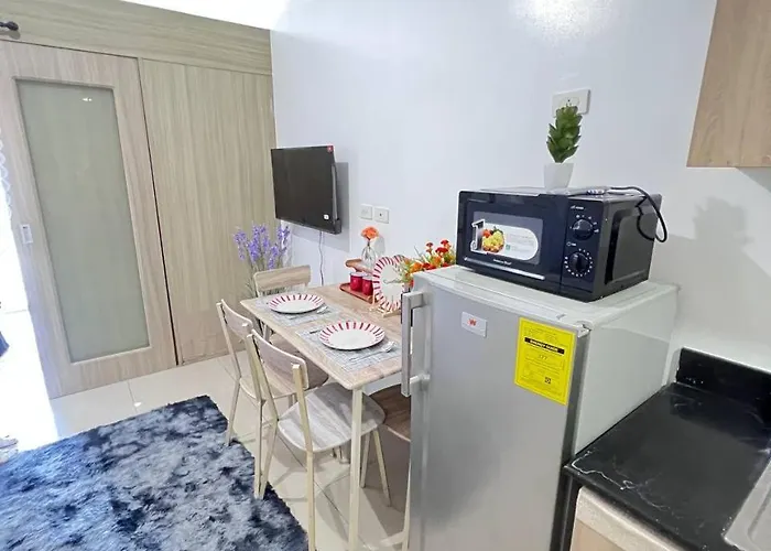 Unistay Shore Res With Bal Bay View Nr Moa Apartment Manila