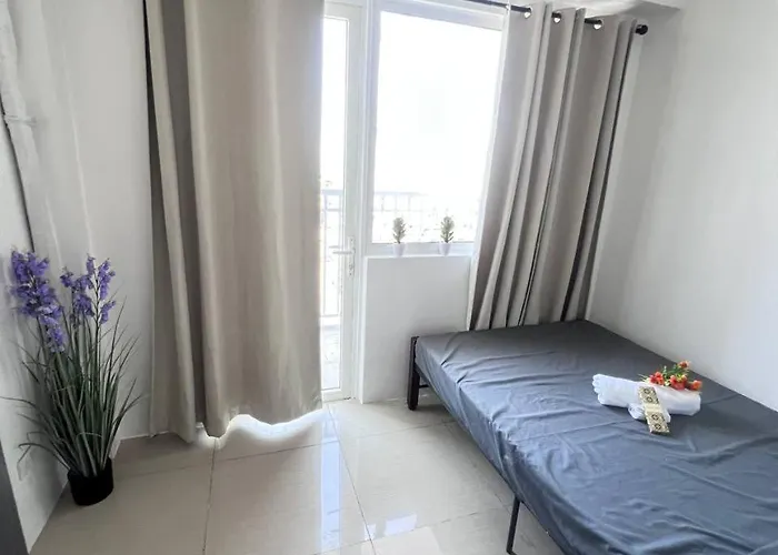 Unistay Shore Res With Bal Bay View Nr Moa