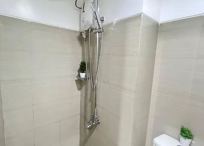 Unistay Shore Res With Bal Bay View Nr Moa Manila
