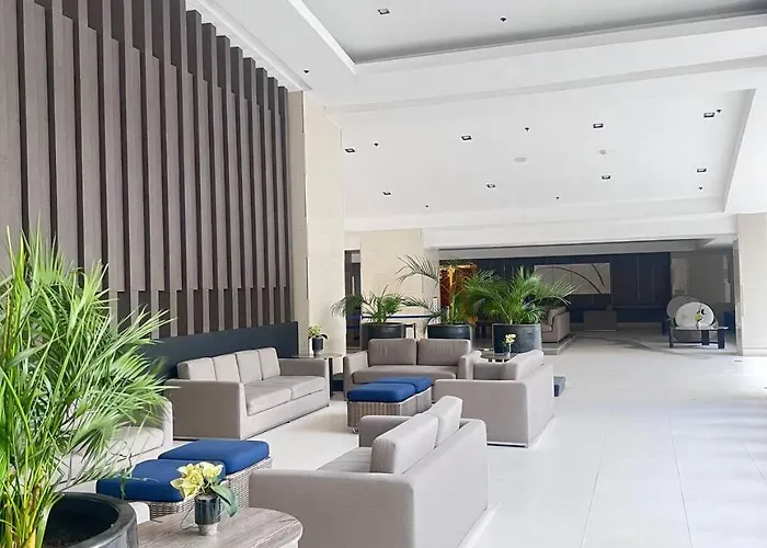 Unistay Shore Res With Bal Bay View Nr Moa Manila
